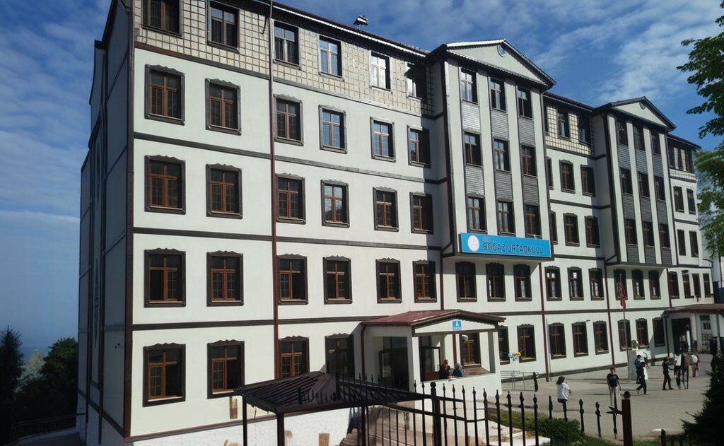 Boğaz Orta Okulu